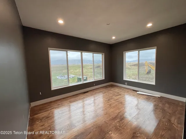 $1,399,900 | 5860 Bitter Creek Road, Afton, WY 83110