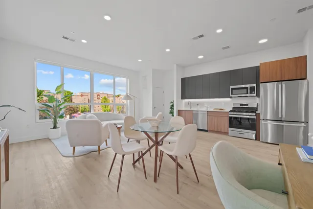 $2,861 | 17 Ave East, Unit 504, Bayonne, NJ 07002