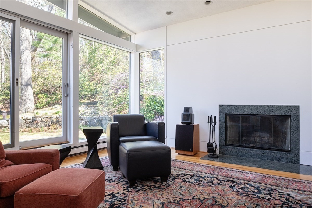 3 Compton Circle Lexington, MA 02421 - Photo 6 of 36 Gallery Image 6