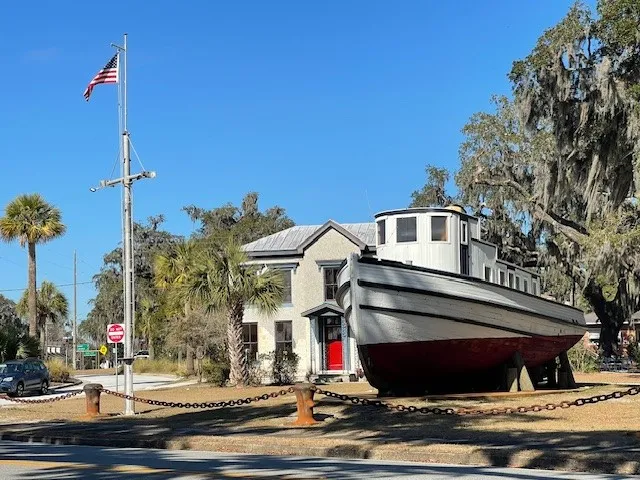 $549,900 | 135 Mohr Club Drive, Darien, GA 31305