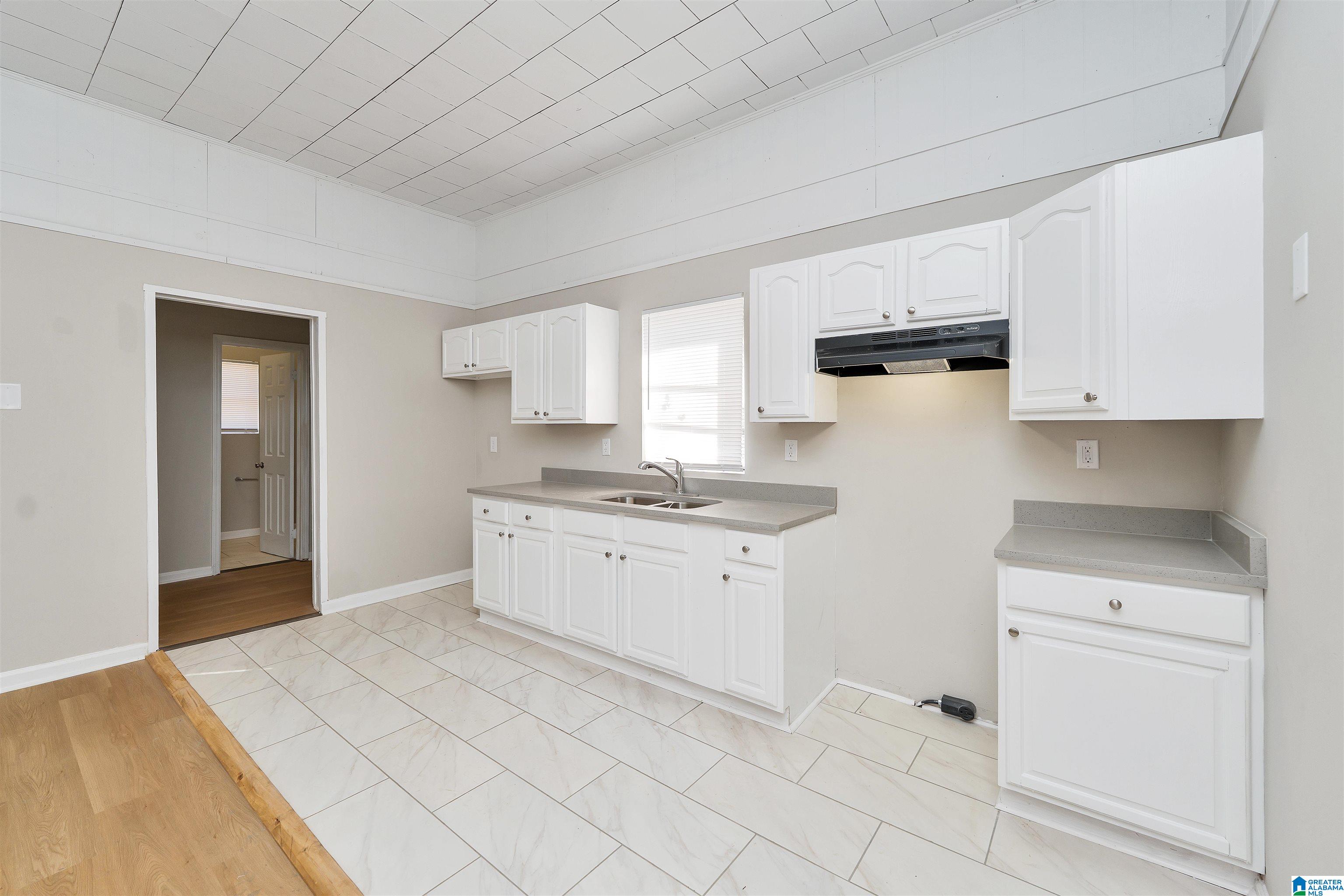1305 10th Avenue Jasper, AL 35501 - Photo 8 of 25