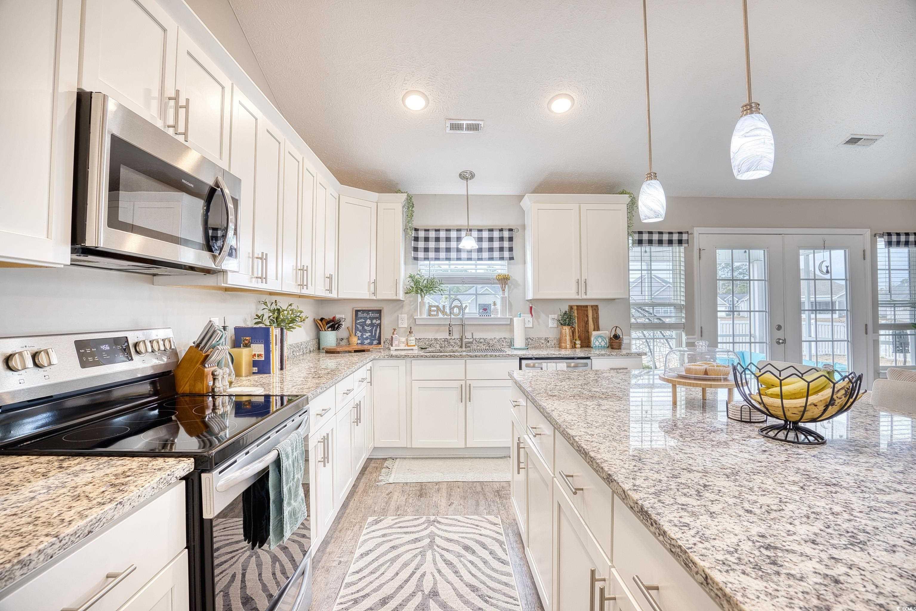 520 Hobie Cat Road Myrtle Beach, SC 29588 - Photo 21 of 40 Kitchen with appliances with stainless steel finis
