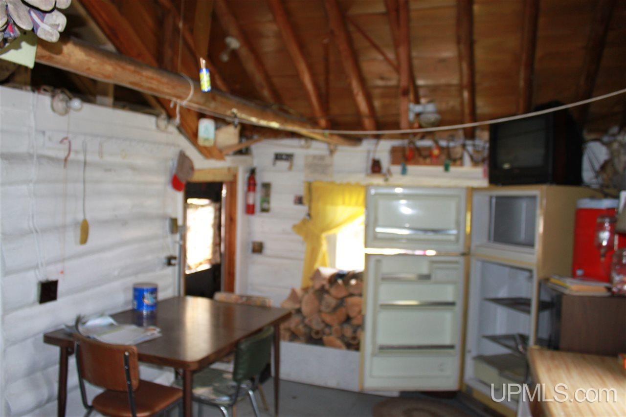 17425 Co Road Wilson, MI 49896 - Photo 12 of 23