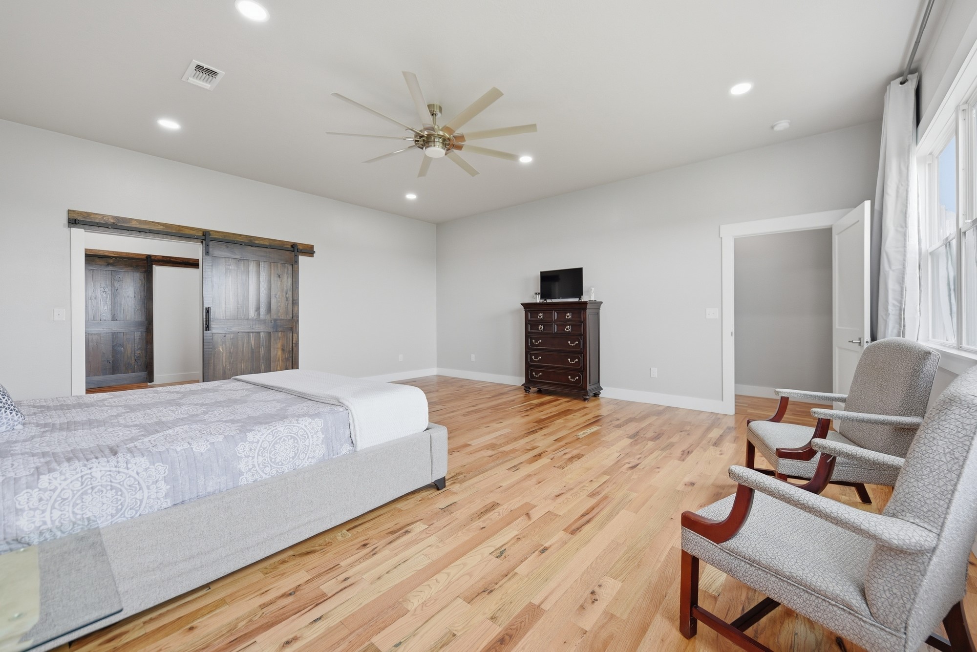 11234 North Loop Road Brenham, TX 77833 - Photo 22 of 50