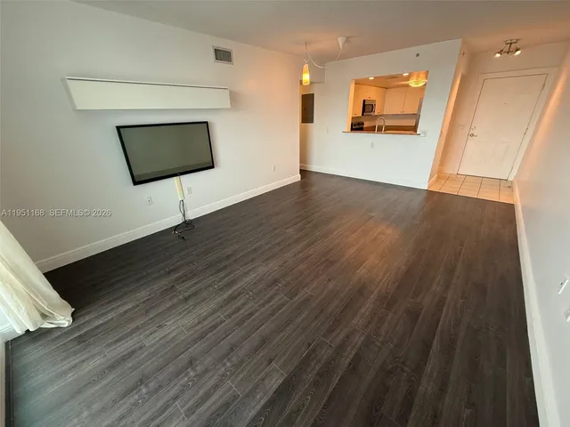 $2,500 | 60 Northwest 37th Avenue, Unit 500, Miami, FL 33125