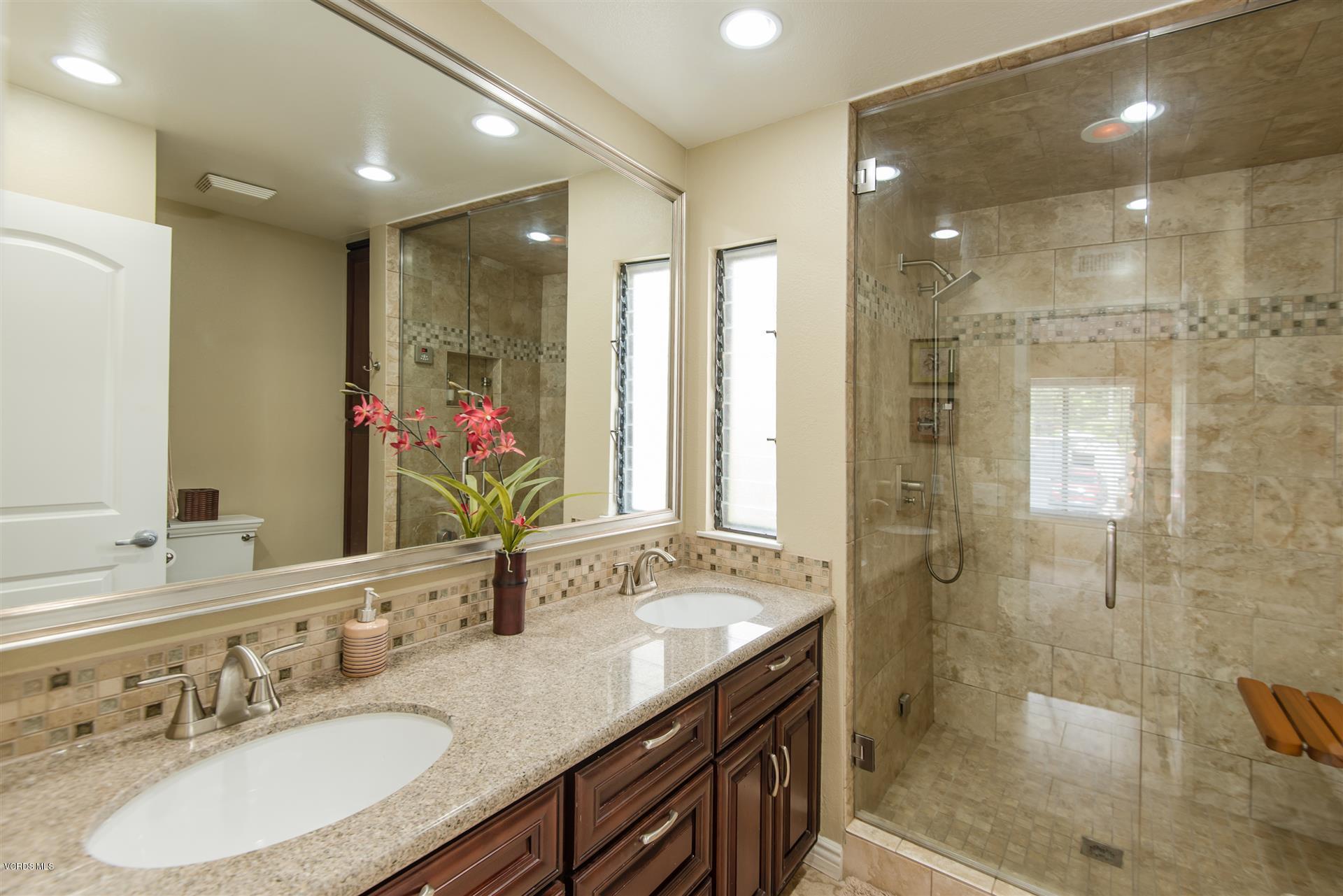 1027 Thistlegate Road Oak Park, CA 91377 - Photo 13 of 18 Thistlegate Master bath