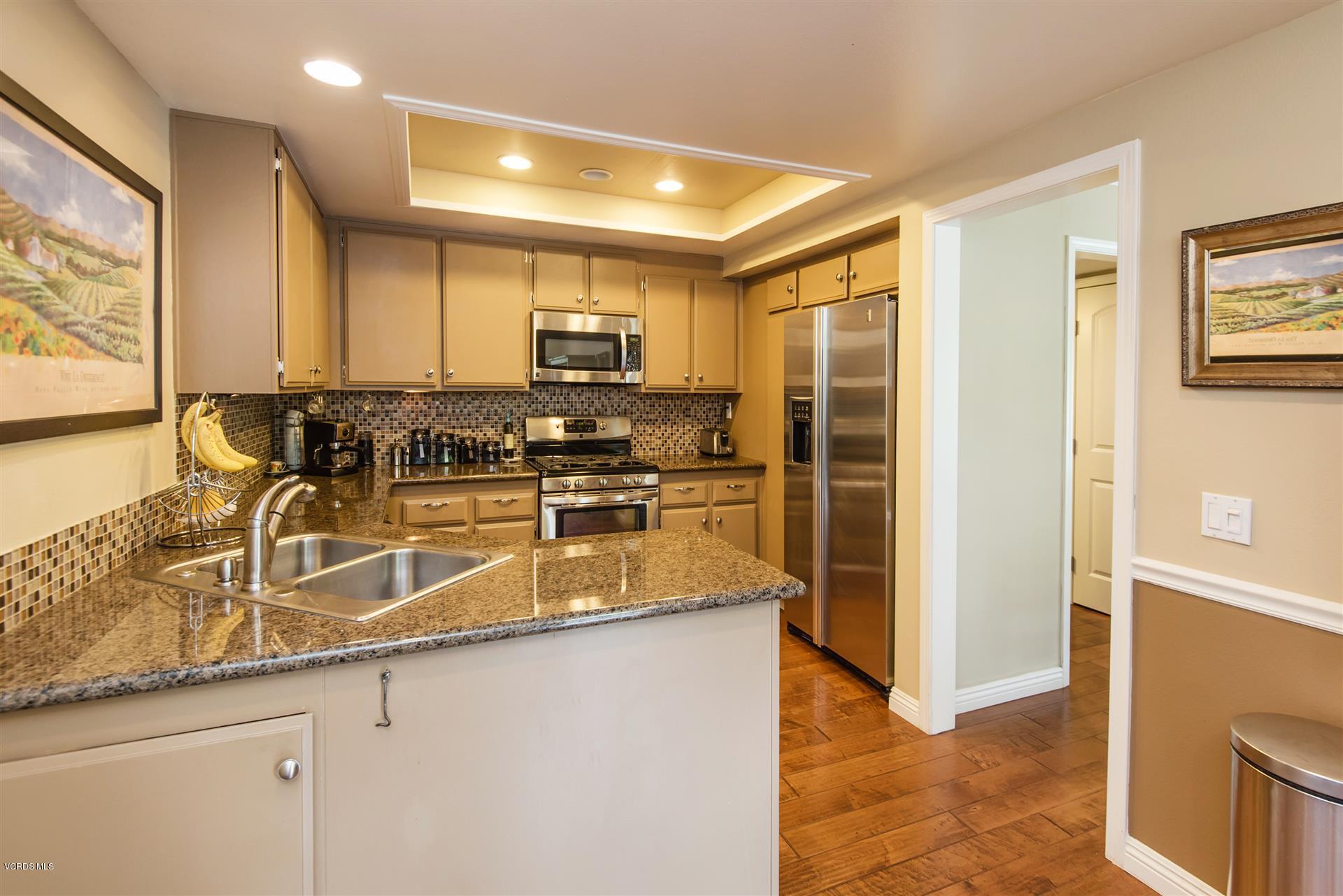 1027 Thistlegate Road Oak Park, CA 91377 - Photo 8 of 18 Thistlegate Kitchen 2