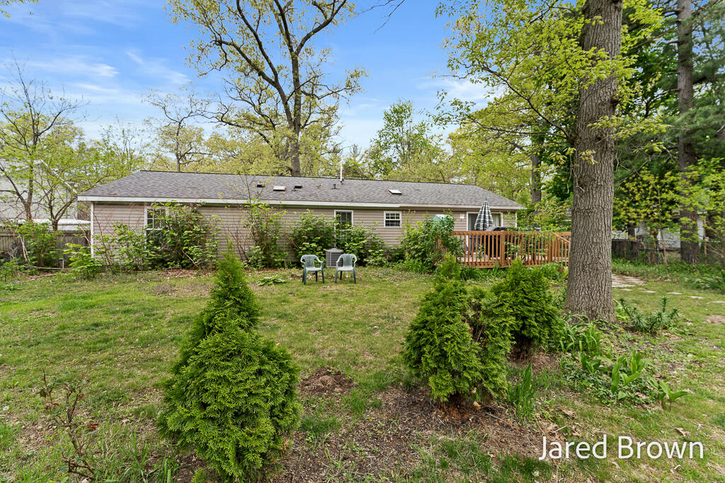 1436 Auble Road Muskegon, MI 49445 - Photo 28 of 31 1436AubleRd-8LoRes