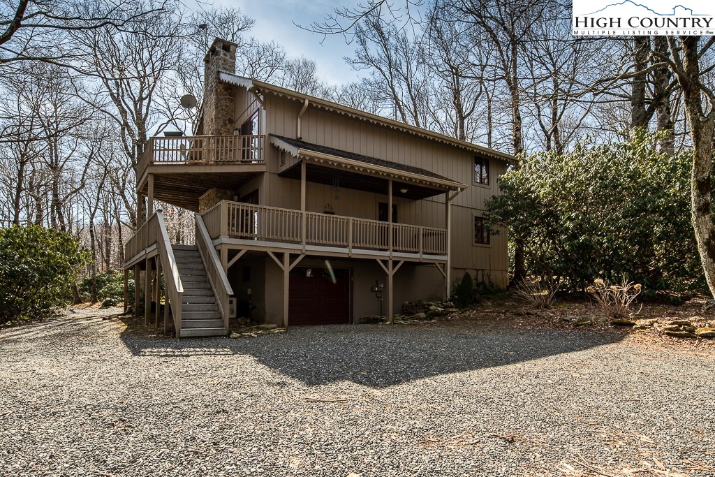 8325 Hemlock Ridge Road Blowing Rock, NC 28605 - Photo 1 of 30 Gallery Image 1