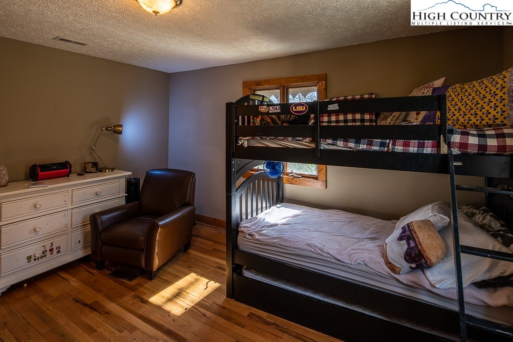 8325 Hemlock Ridge Road Blowing Rock, NC 28605 - Photo 23 of 30 Gallery Image 23