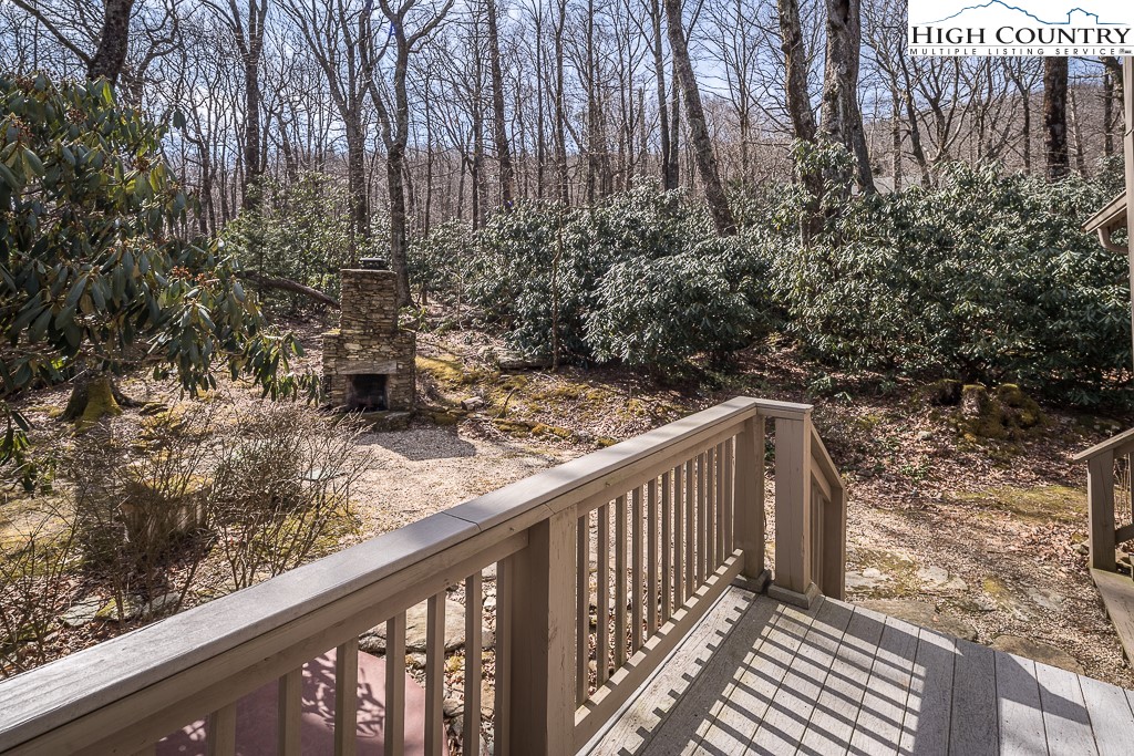 8325 Hemlock Ridge Road Blowing Rock, NC 28605 - Photo 26 of 30 Gallery Image 26