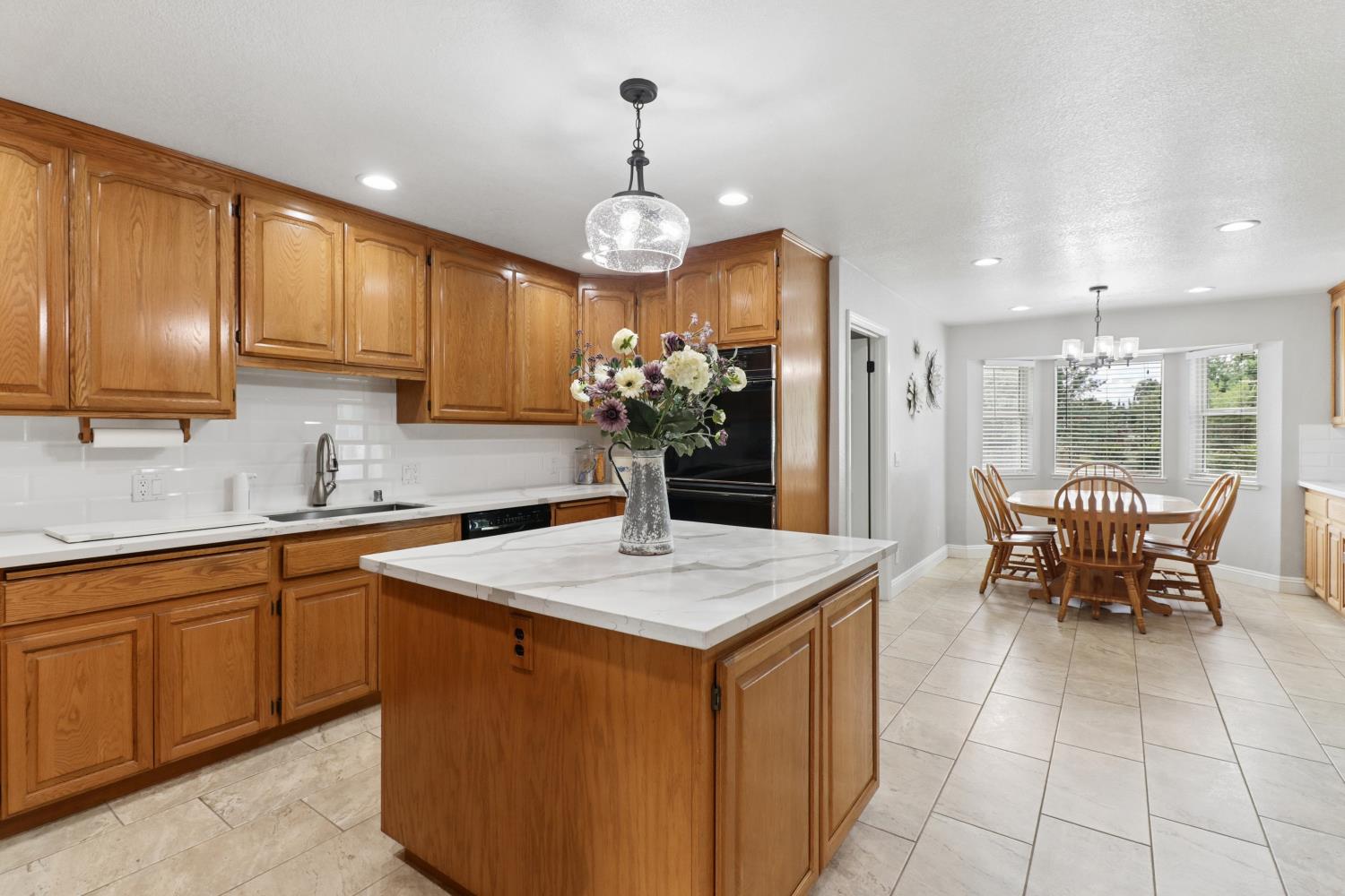 10576 Sheldon Road Elk Grove, CA 95624 - Photo 21 of 74