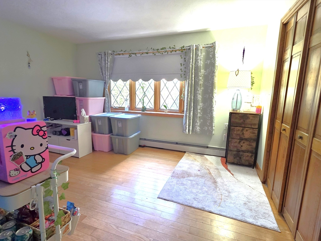 142 Dudley Road Templeton, MA 01468 - Photo 17 of 25