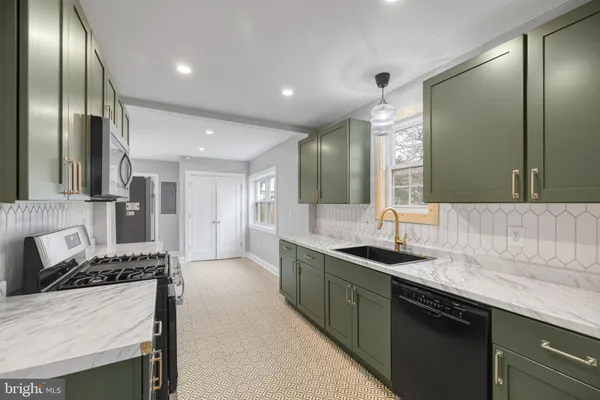 $2,500 | 5123 Crittenden Street, Hyattsville, MD 20781