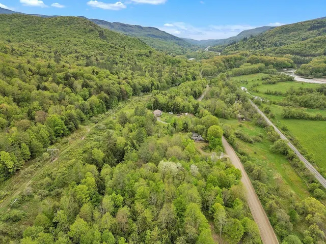 $199,000 | 3567 River Road, Duxbury, VT 05676