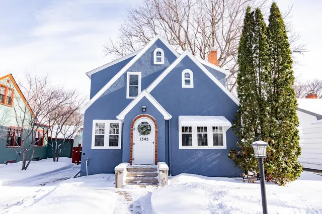 $355,000 | 1345 4th Street North, Fargo, ND 58102