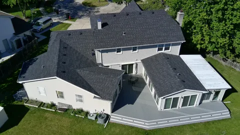 $649,000 | 8 Hampton Court, Mundelein, IL 60060