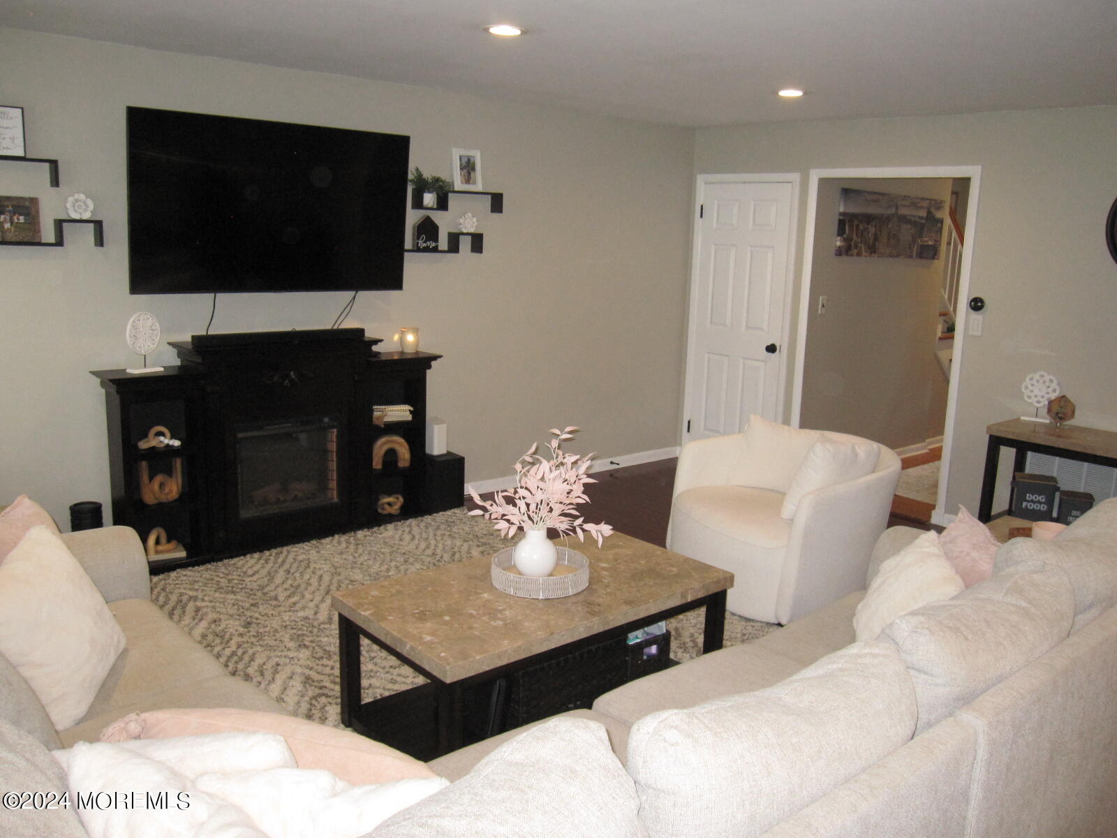 846 Robin Road Hillsborough, NJ 08844 - Photo 12 of 33 IMG_4615