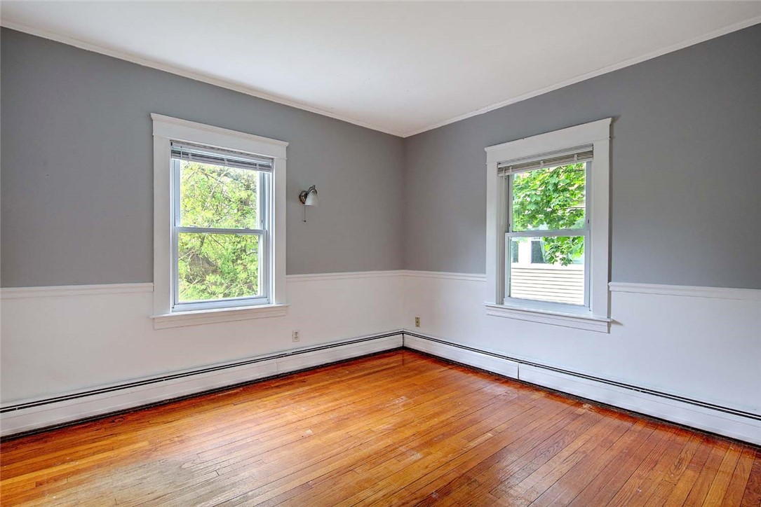 4 Talbot Manor Cranston, RI 02905 - Photo 23 of 36