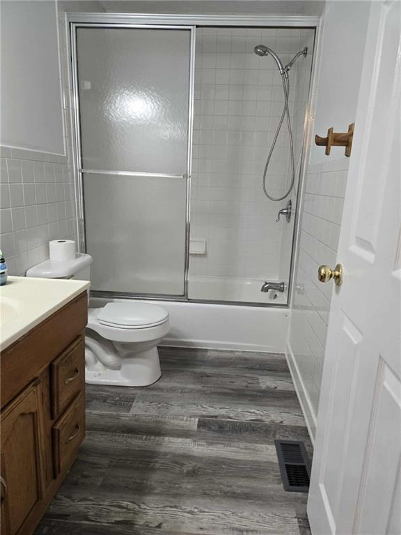 2907 Oneida Valley Road Hilliards, PA 16040 - Photo 23 of 42 a bathroom with a sink a toilet and shower
