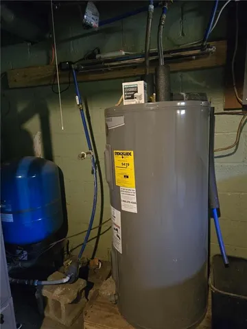 a view of a floor to ceiling window