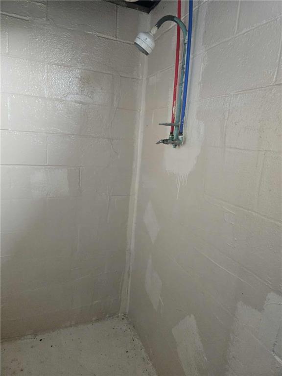 2907 Oneida Valley Road Hilliards, PA 16040 - Photo 39 of 42 a bathroom with a shower