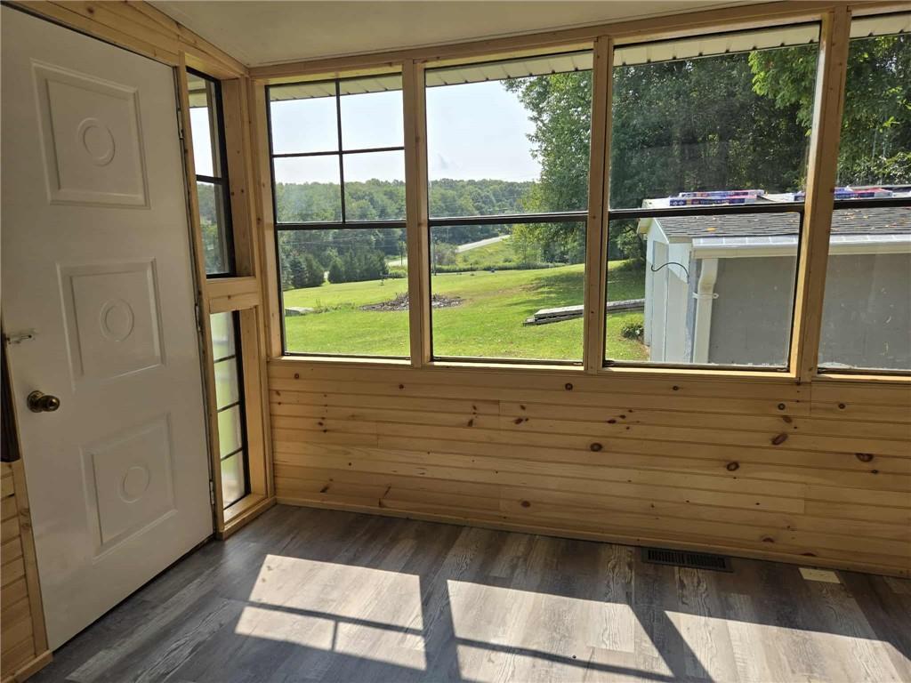 2907 Oneida Valley Road Hilliards, PA 16040 - Photo 4 of 42 a view of a room that has a bed