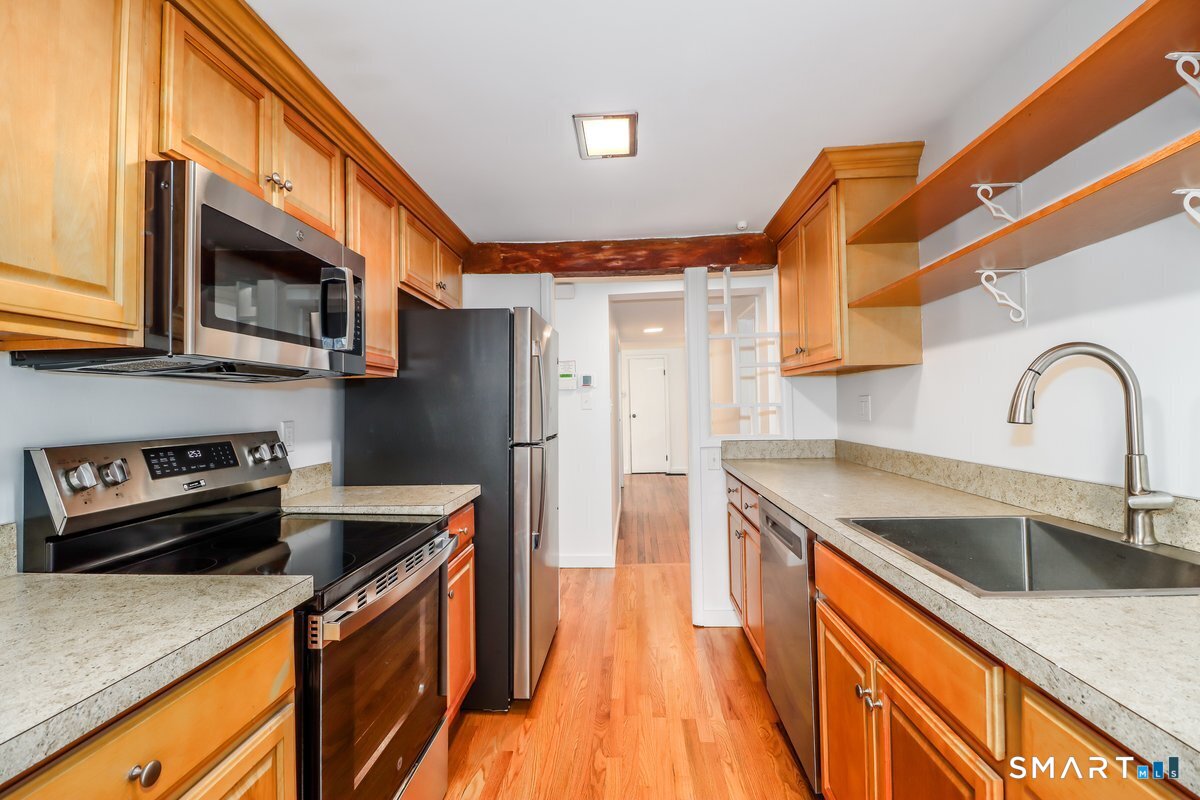 11 Gelston Road Sherman, CT 06784 - Photo 12 of 31