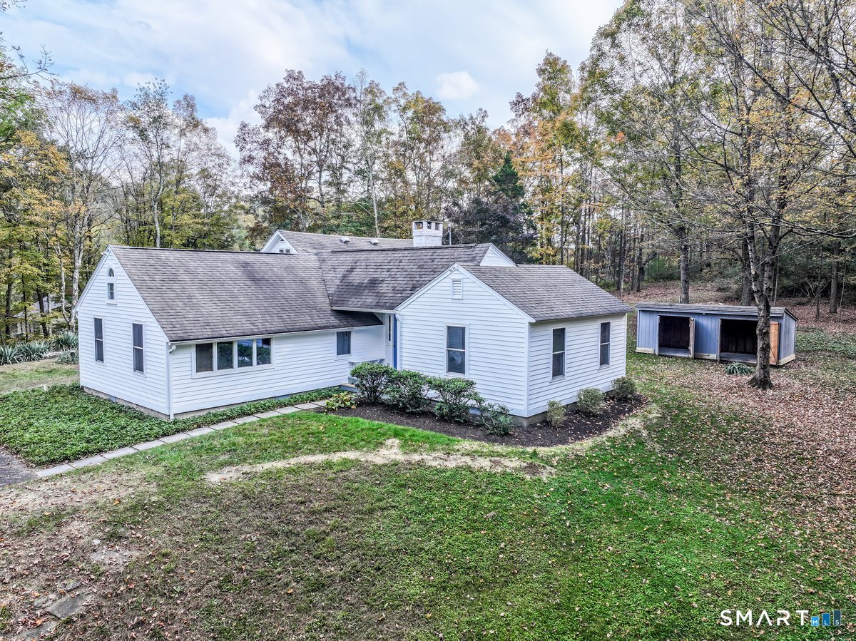 11 Gelston Road Sherman, CT 06784 - Photo 4 of 31