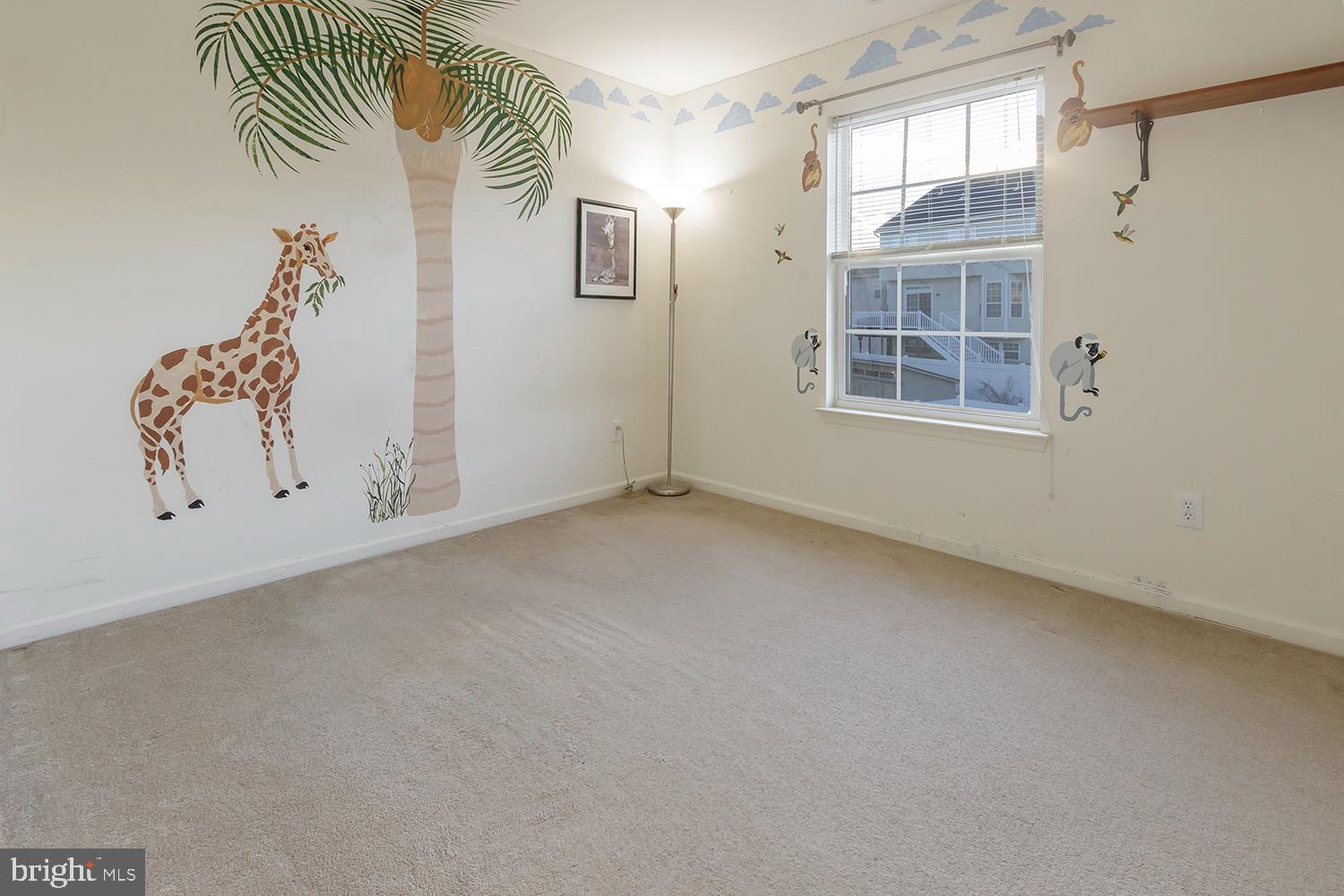 15 Greenbrook Drive Columbus, NJ 08022 - Photo 16 of 24 an empty room with windows