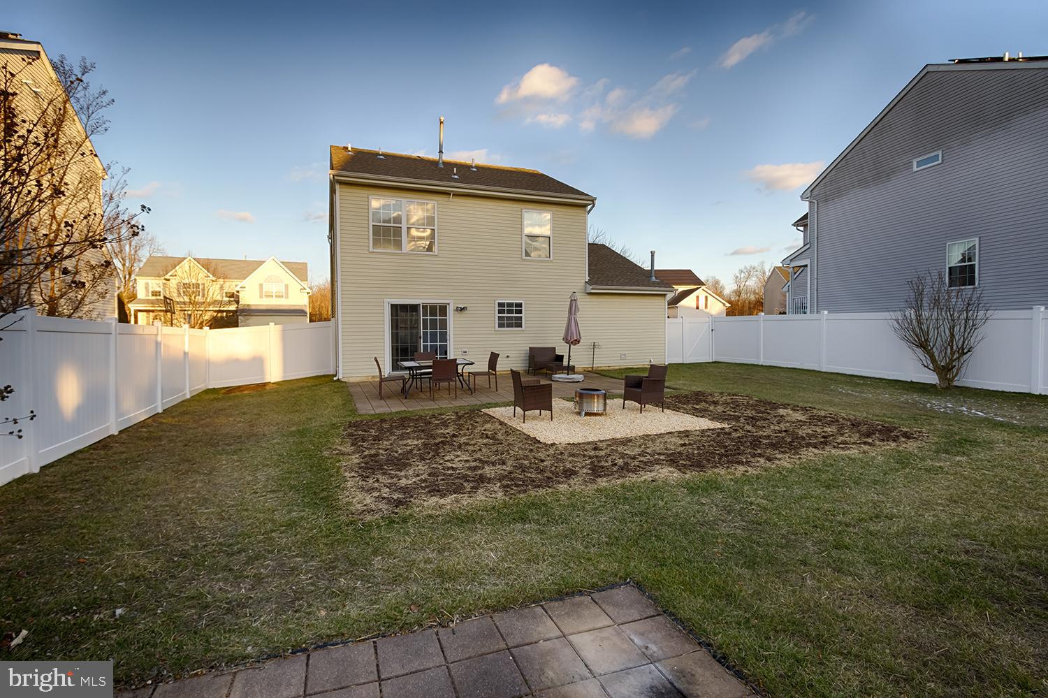15 Greenbrook Drive Columbus, NJ 08022 - Photo 21 of 24 a view of a house with a yard