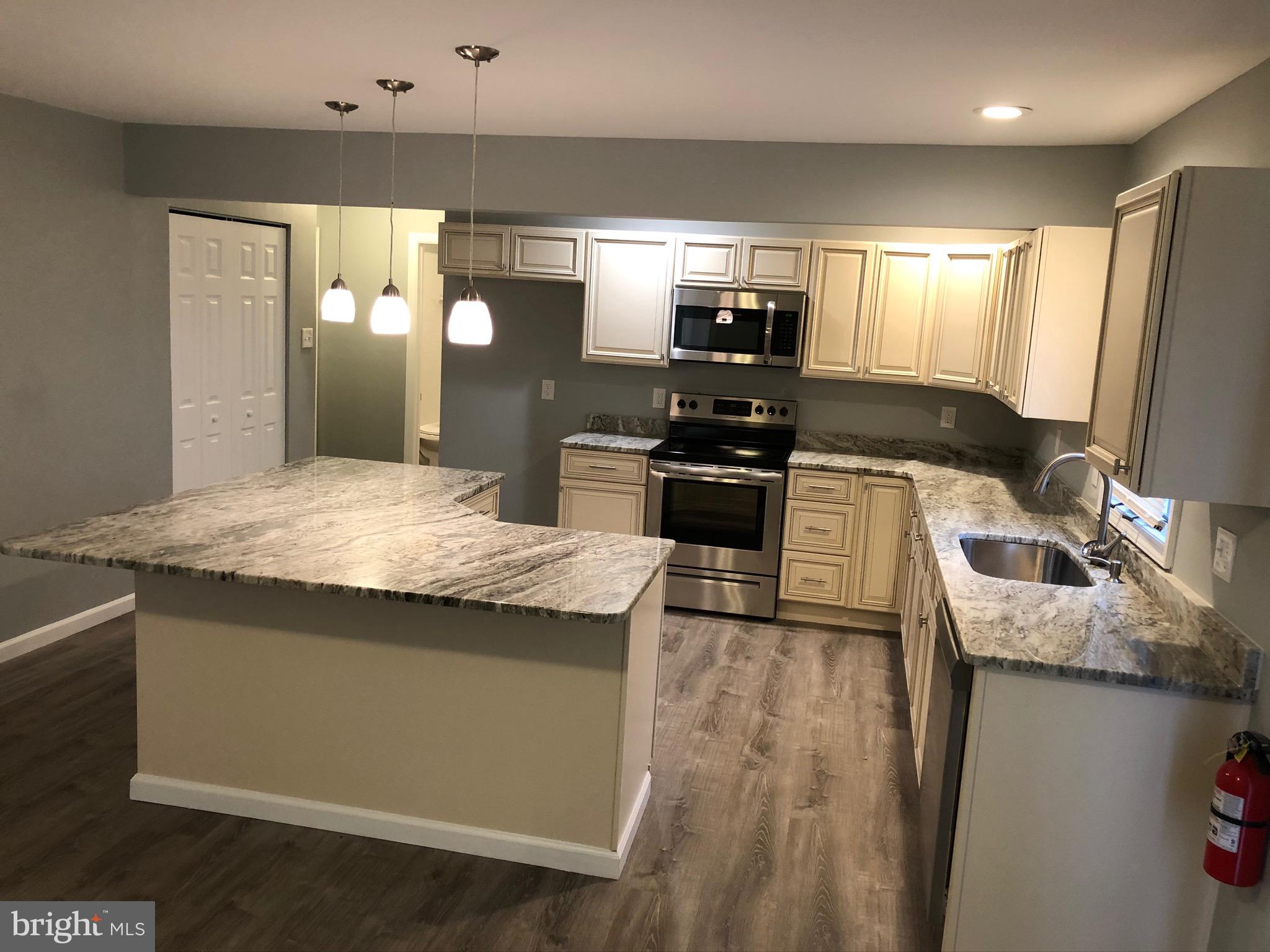 39 Elkinton Road Alloway, NJ 08001 - Photo 5 of 76
