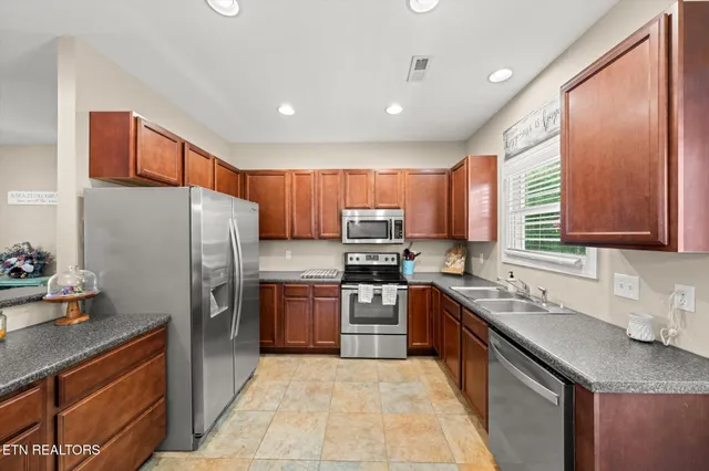 $354,000 | 191 Cornerstone Circle, Clinton, TN 37716