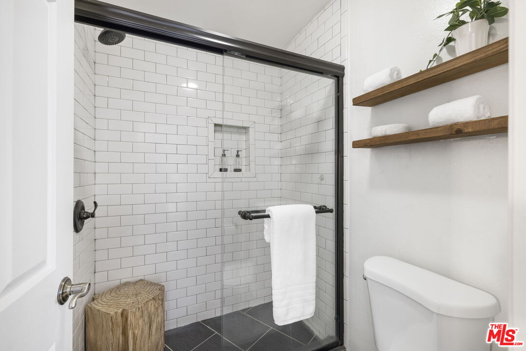 1441 Federal Avenue, Unit 301 Los Angeles, CA 90025 - Photo 11 of 18