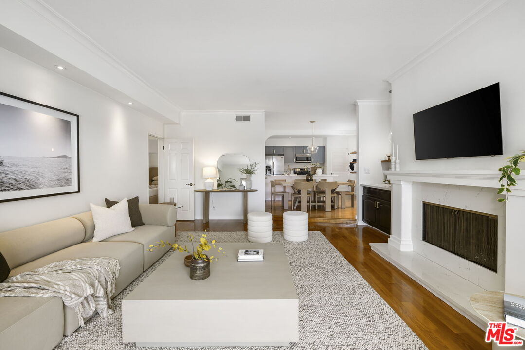 1441 Federal Avenue, Unit 301 Los Angeles, CA 90025 - Photo 2 of 18