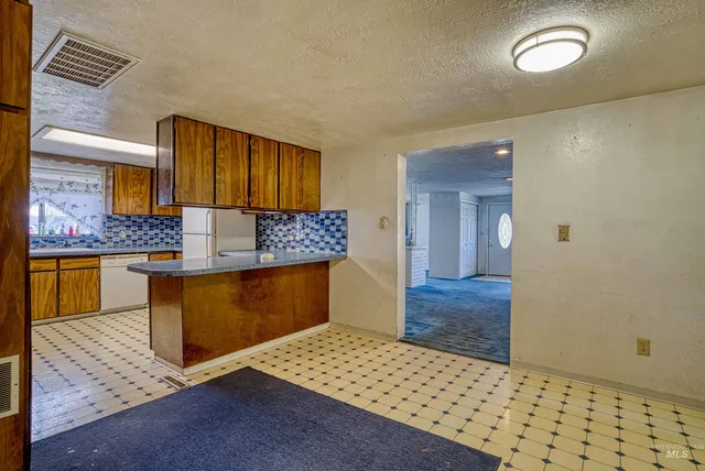 $365,000 | 303 West 1st Street North, Middleton, ID 83644