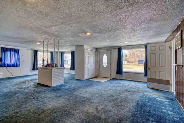 $365,000 | 303 West 1st Street North, Middleton, ID 83644