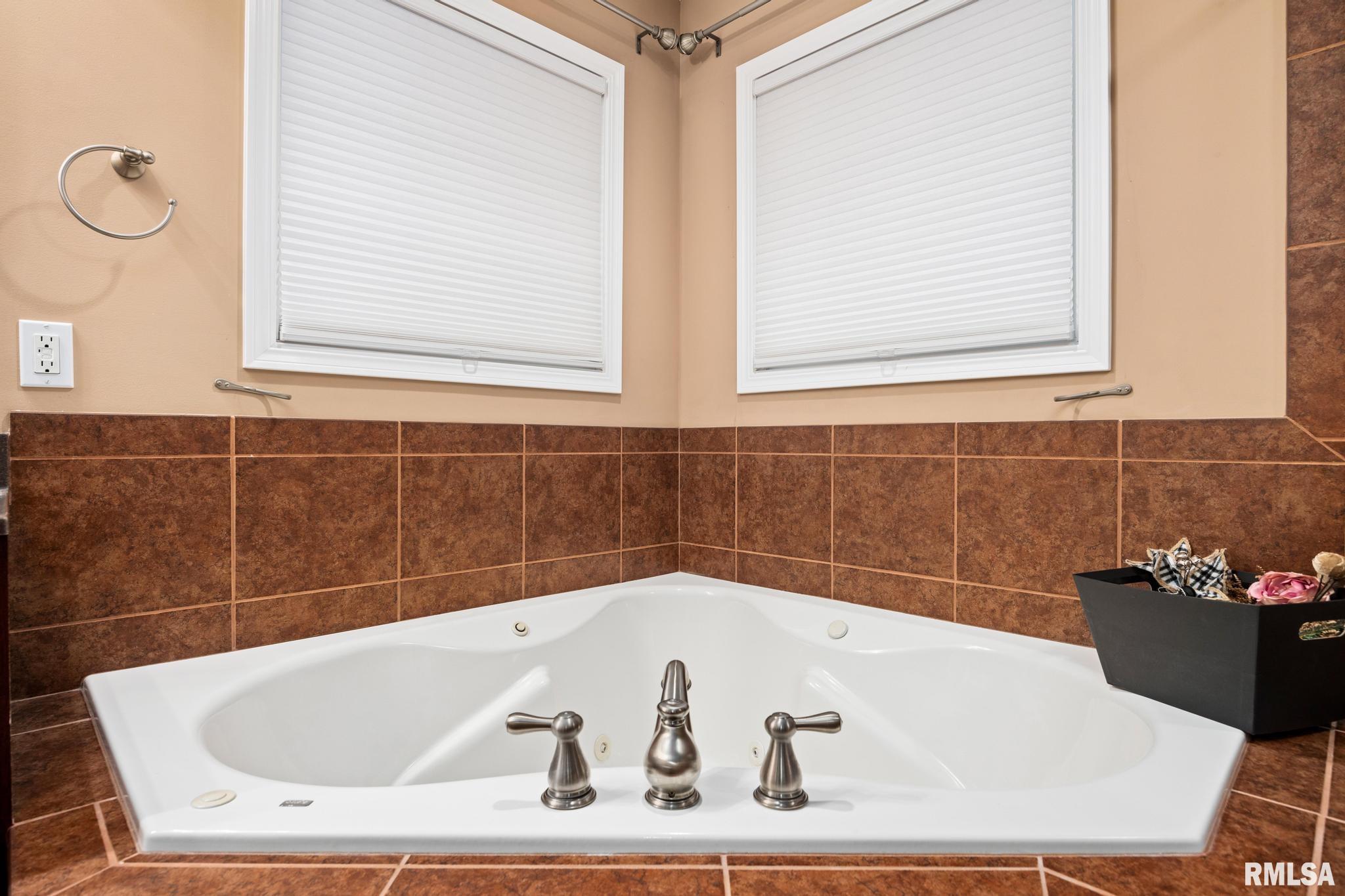 3807 West Crimson Road Dunlap, IL 61525 - Photo 35 of 50 Gallery Image 35