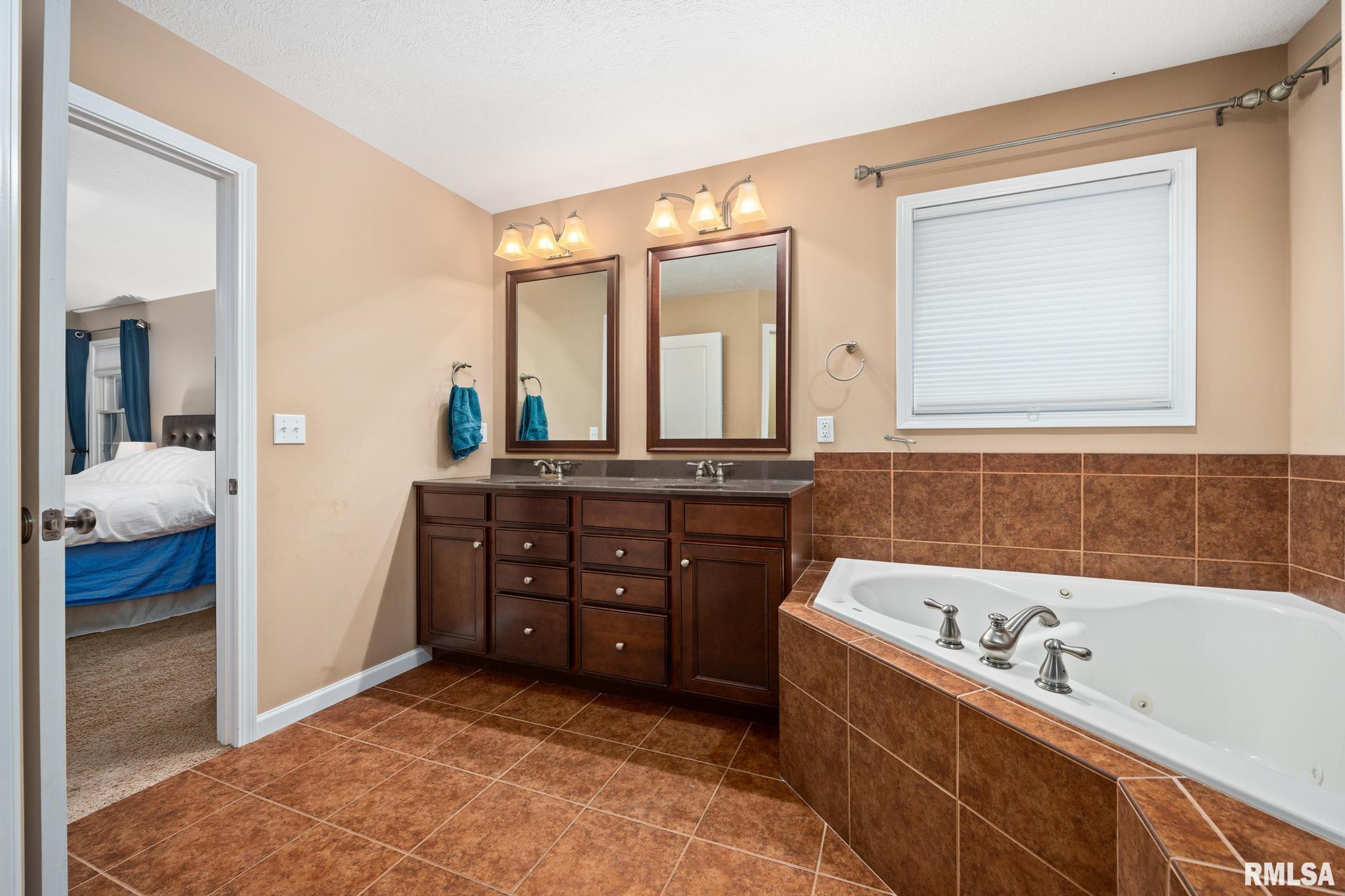 3807 West Crimson Road Dunlap, IL 61525 - Photo 37 of 50 Gallery Image 37