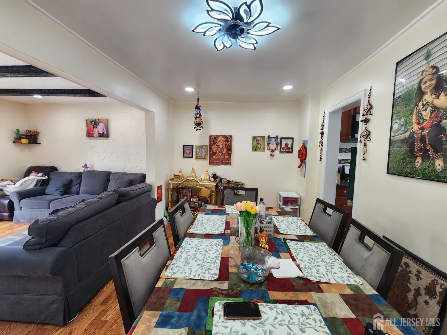 74 Probasco Road East Windsor, NJ 08520 - Photo 10 of 34