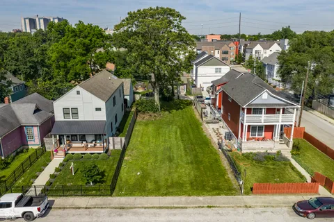 $155,000 | 1824 Ruckle Street, Indianapolis, IN 46202