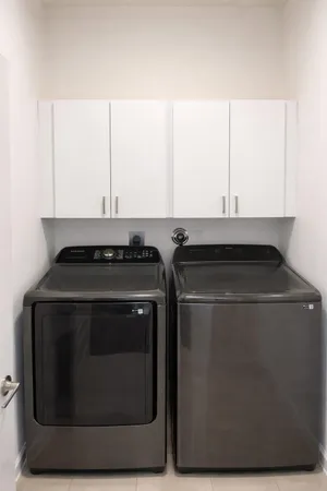 $5,500 | 19105 Northeast 8th Court, Miami, FL 33179