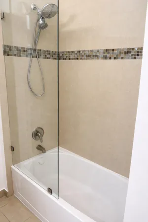 $5,500 | 19105 Northeast 8th Court, Miami, FL 33179