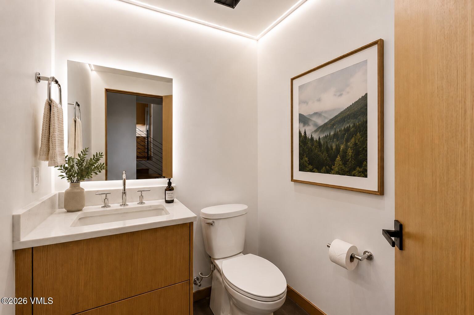137 Benchmark Road, Unit 214W Avon, CO 81620 - Photo 8 of 9 Powder Room_Web