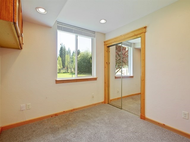 12323 North Roundup Lane Mead, WA 99021 - Photo 17 of 47