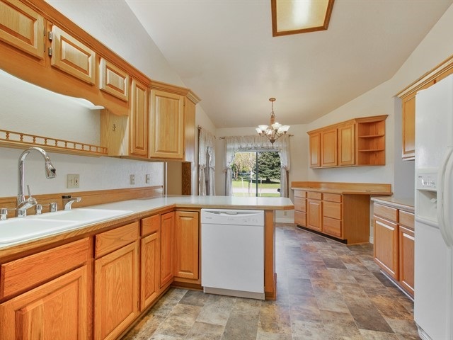 12323 North Roundup Lane Mead, WA 99021 - Photo 19 of 47