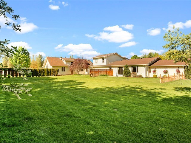 12323 North Roundup Lane Mead, WA 99021 - Photo 6 of 47