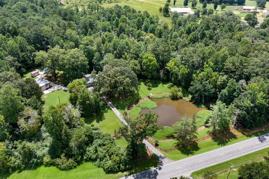 1246 Roland Hayes Parkway Southwest Calhoun, GA 30701 - Photo 2 of 44 Gallery Image 2