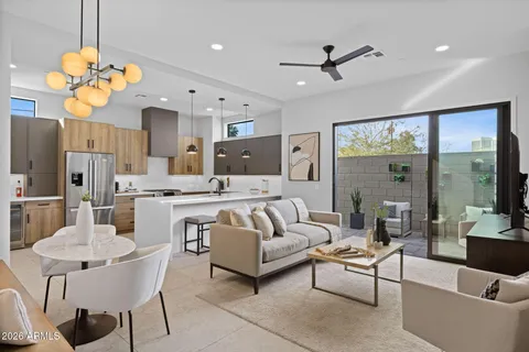 $764,900 | 377 East Windsor Avenue, Unit 13, Phoenix, AZ 85004