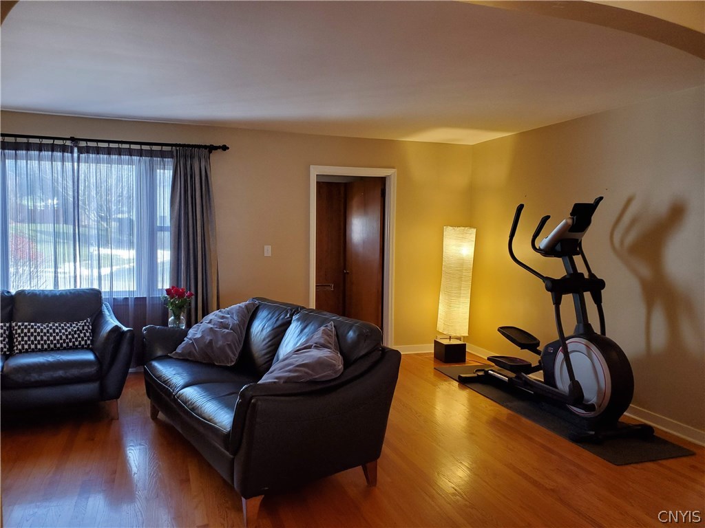 6 South Lower Woods Road Utica, NY 13501 - Photo 2 of 31 Gallery Image 2